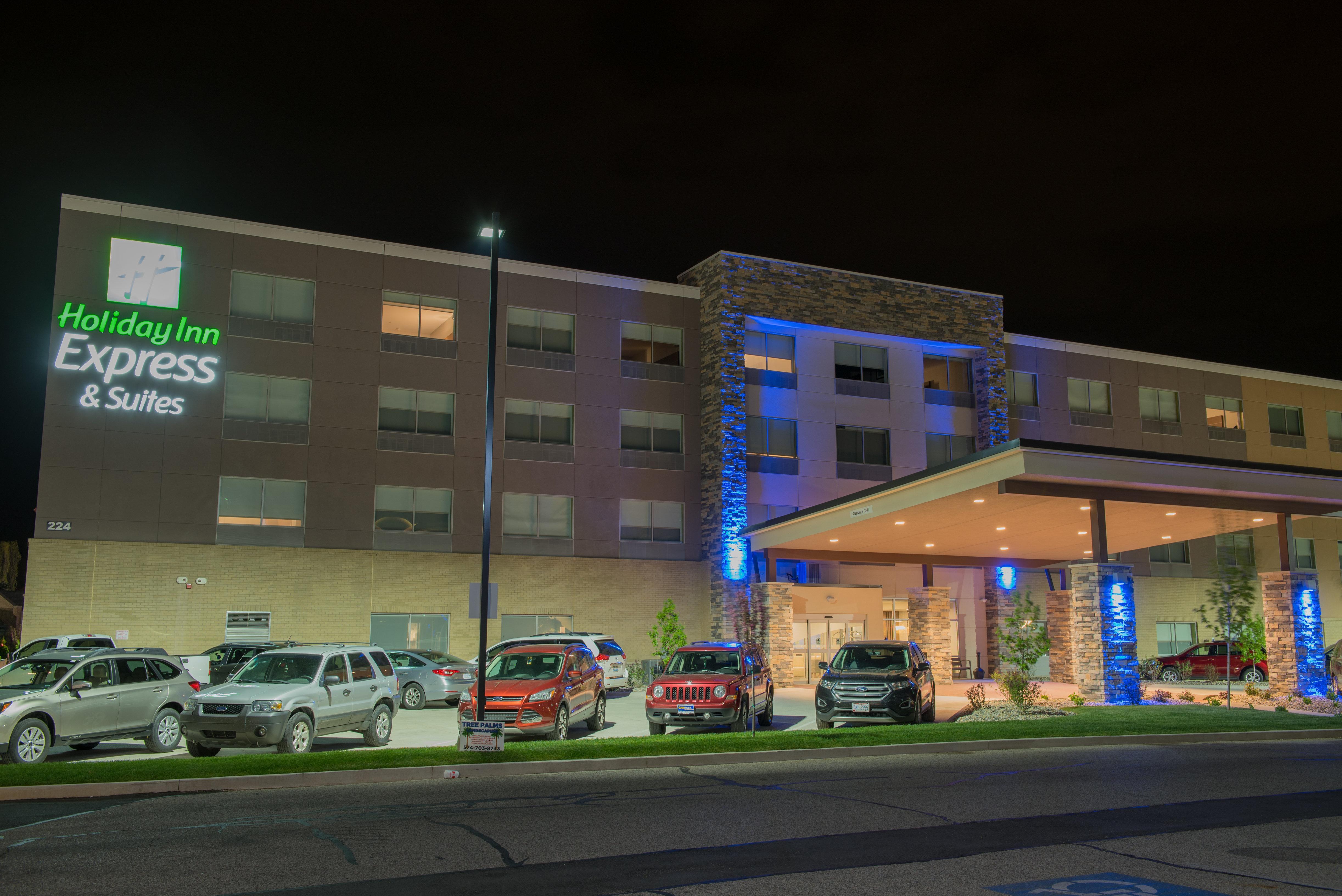Holiday Inn Express & Suites - Dayton Southwest By Ihg Dış mekan fotoğraf